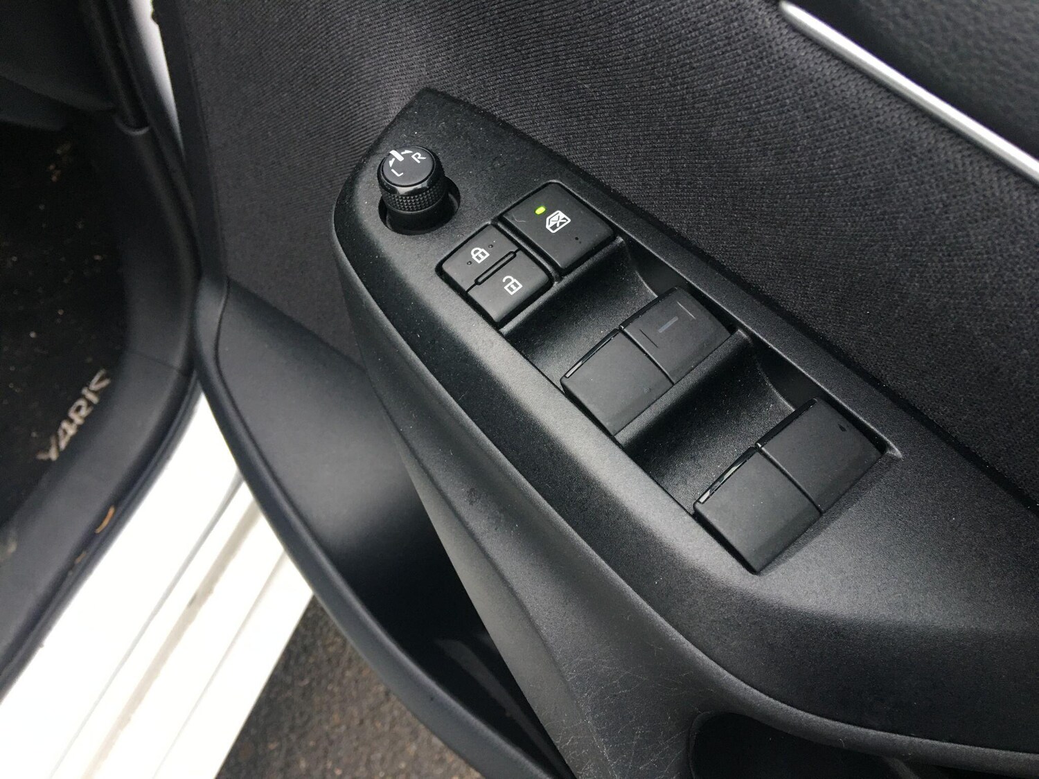 Used Toyota Yaris 2024 for sale - 77496270: Photo 33