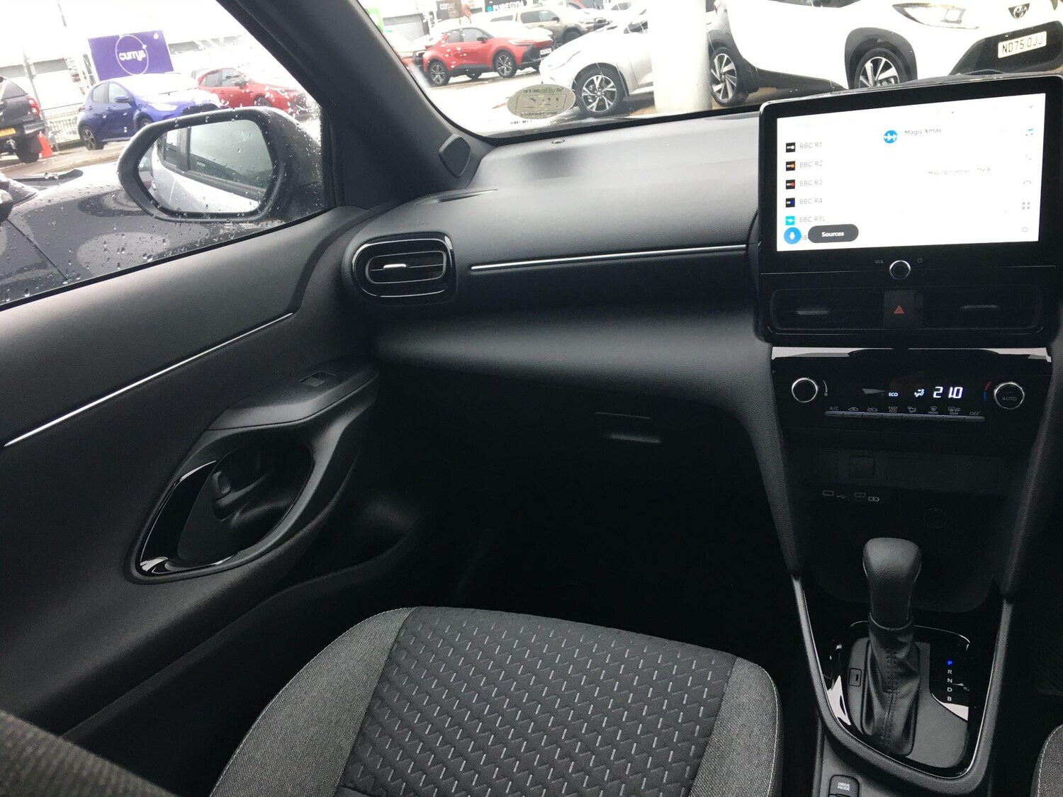 Used Toyota Yaris Cross 2025 for sale - 76765386: Photo 16