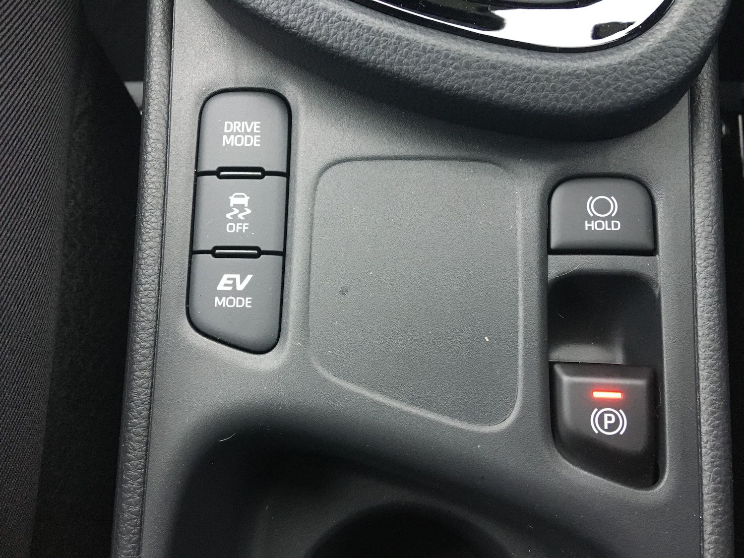 Used Toyota Yaris Cross 2025 for sale - 76765386: Photo 32