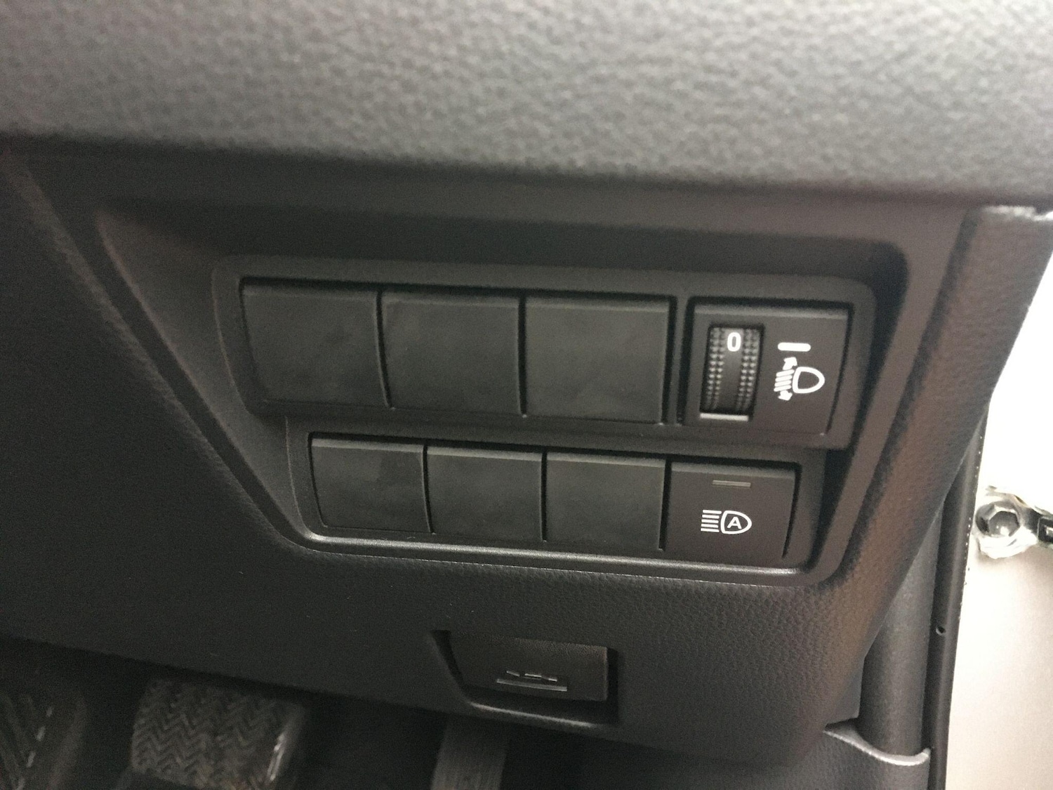 Used Toyota Yaris Cross 2025 for sale - 76765386: Photo 35