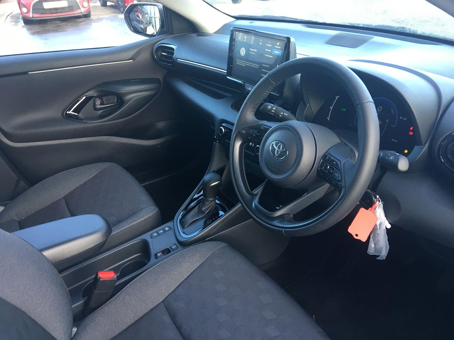 Used Toyota Yaris 2025 for sale - 77412325: Photo 12