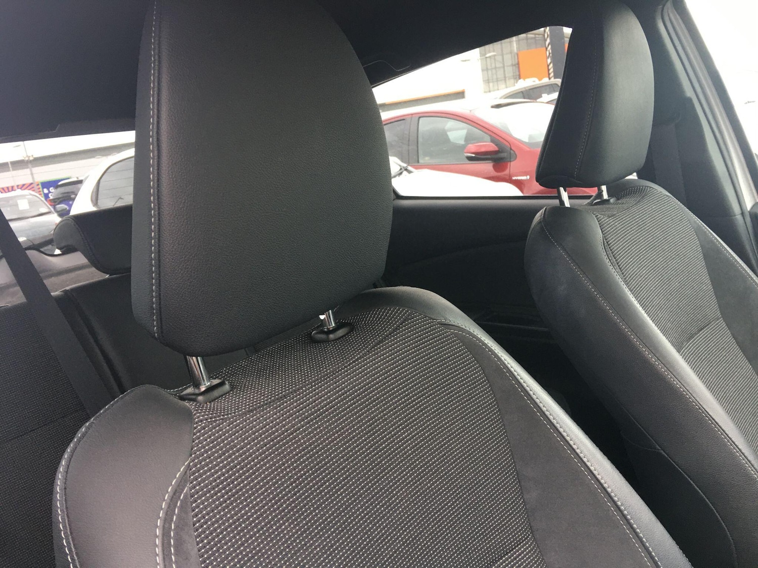 Used Toyota Yaris 2018 for sale - 78101177: Photo 42