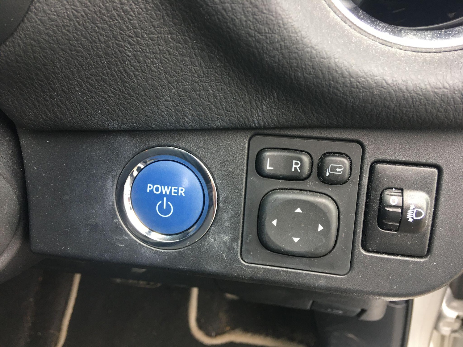 Used Toyota Yaris 2018 for sale - 78101177: Photo 43