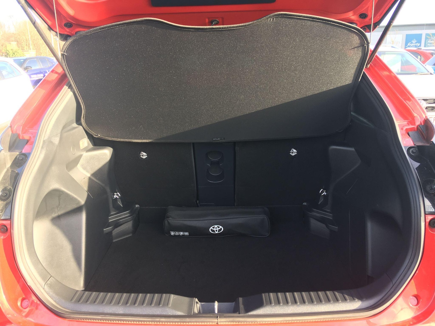 Used Toyota Yaris Cross 2024 for sale - 77255130: Photo 12