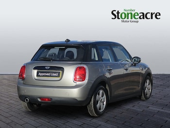 Used MINI Hatch 2019 for sale - 75768522: Photo