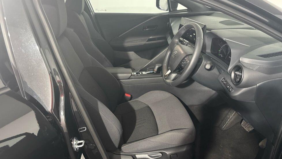 Used Toyota C-HR 2025 for sale - 77710183: Photo 19