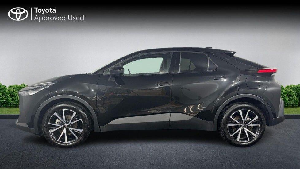 Used Toyota C-HR 2025 for sale - 77710183: Photo 8