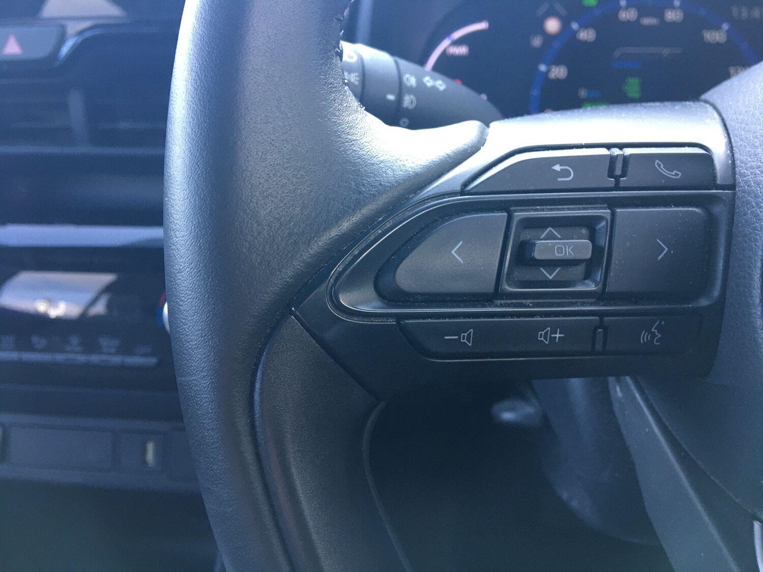 Used Toyota Yaris Cross for sale - 77753337: Photo 46