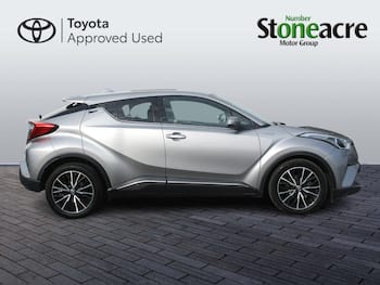 Used Toyota C-HR 2018 for sale - 79697889: Photo