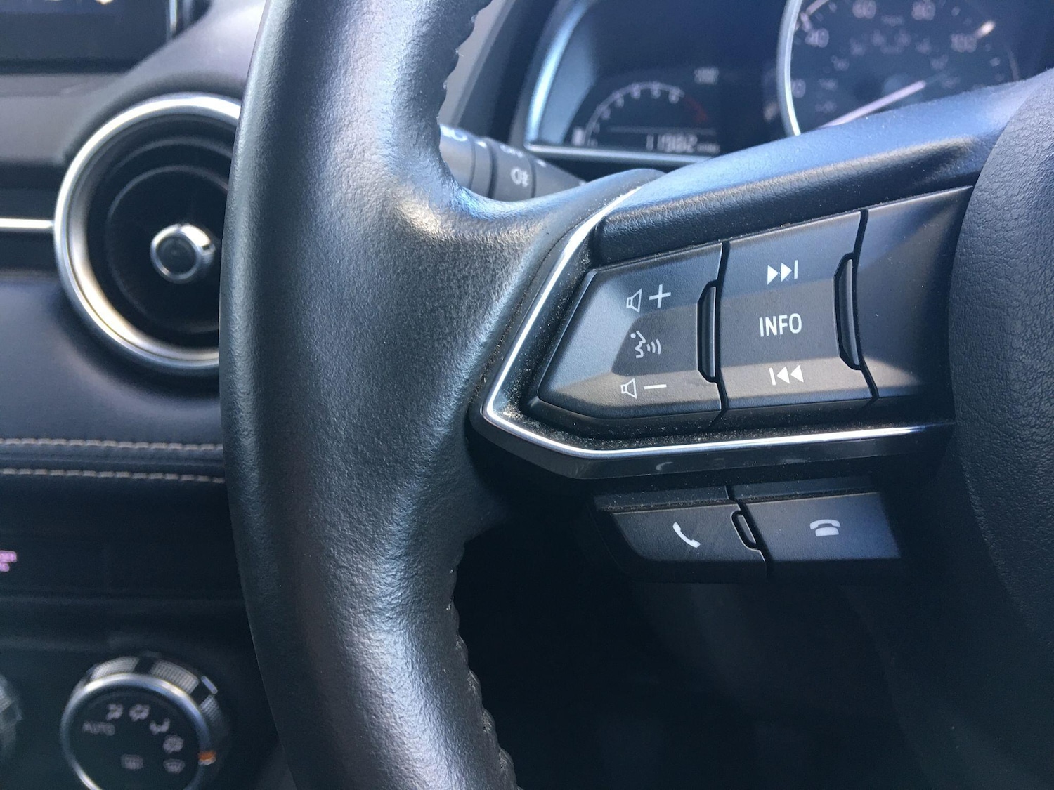 Used Mazda Mazda2 2021 for sale - 76573587: Photo 34