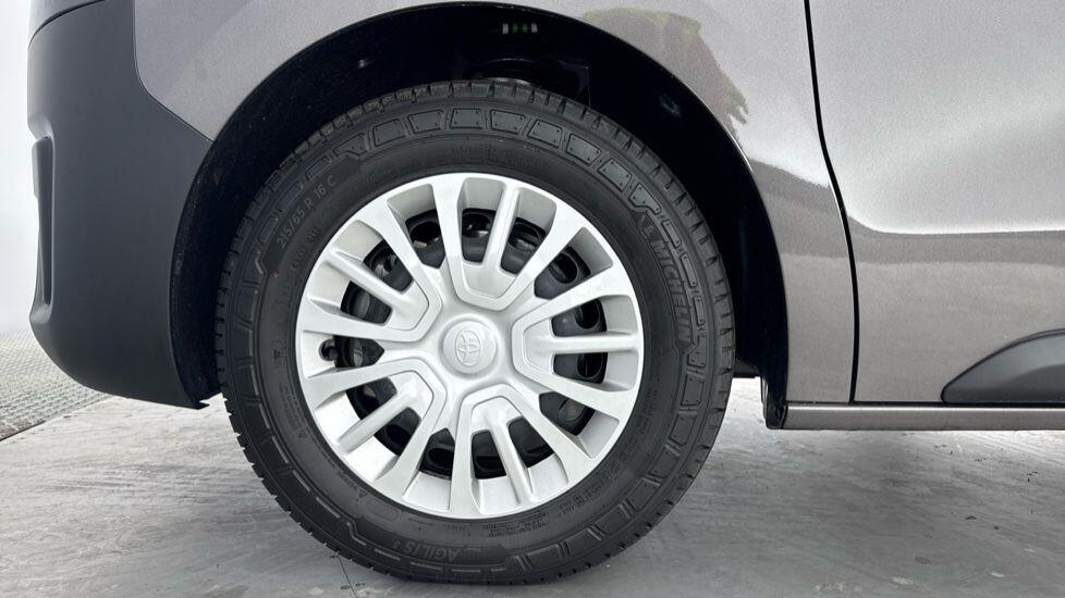 Used Toyota ProAce 2025 for sale - 77525113: Photo 11