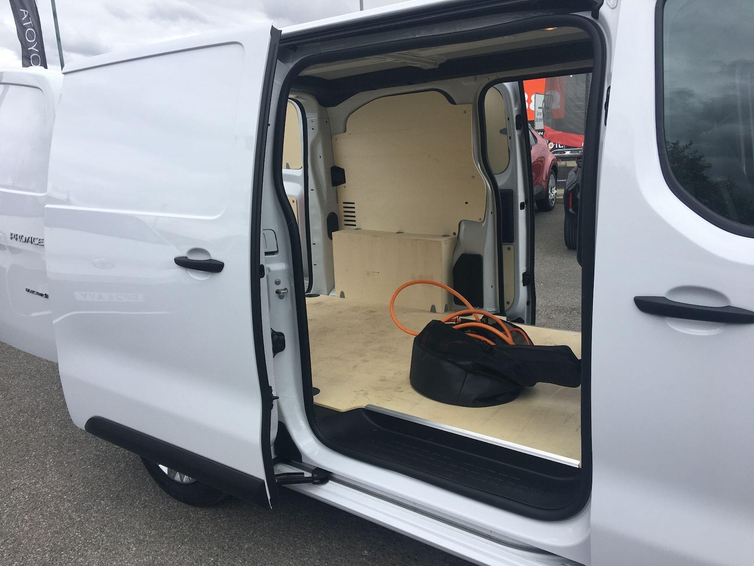 Used Toyota ProAce 2024 for sale - 76361063: Photo 36