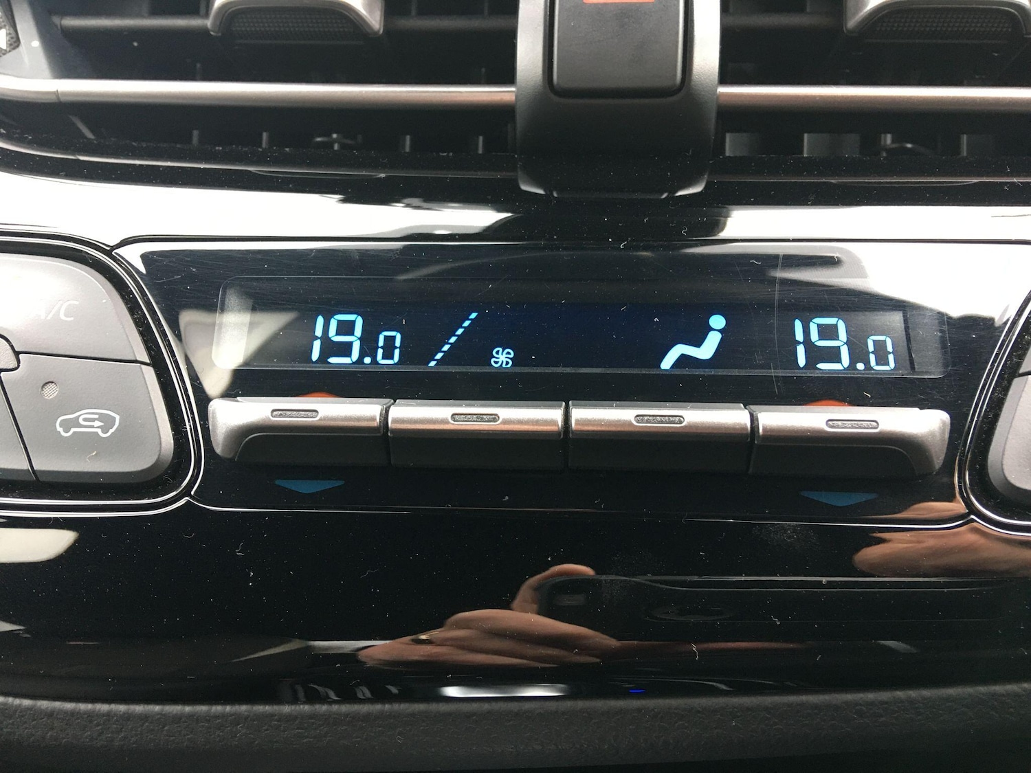 Used Toyota C-HR 2021 for sale - 76499098: Photo 31