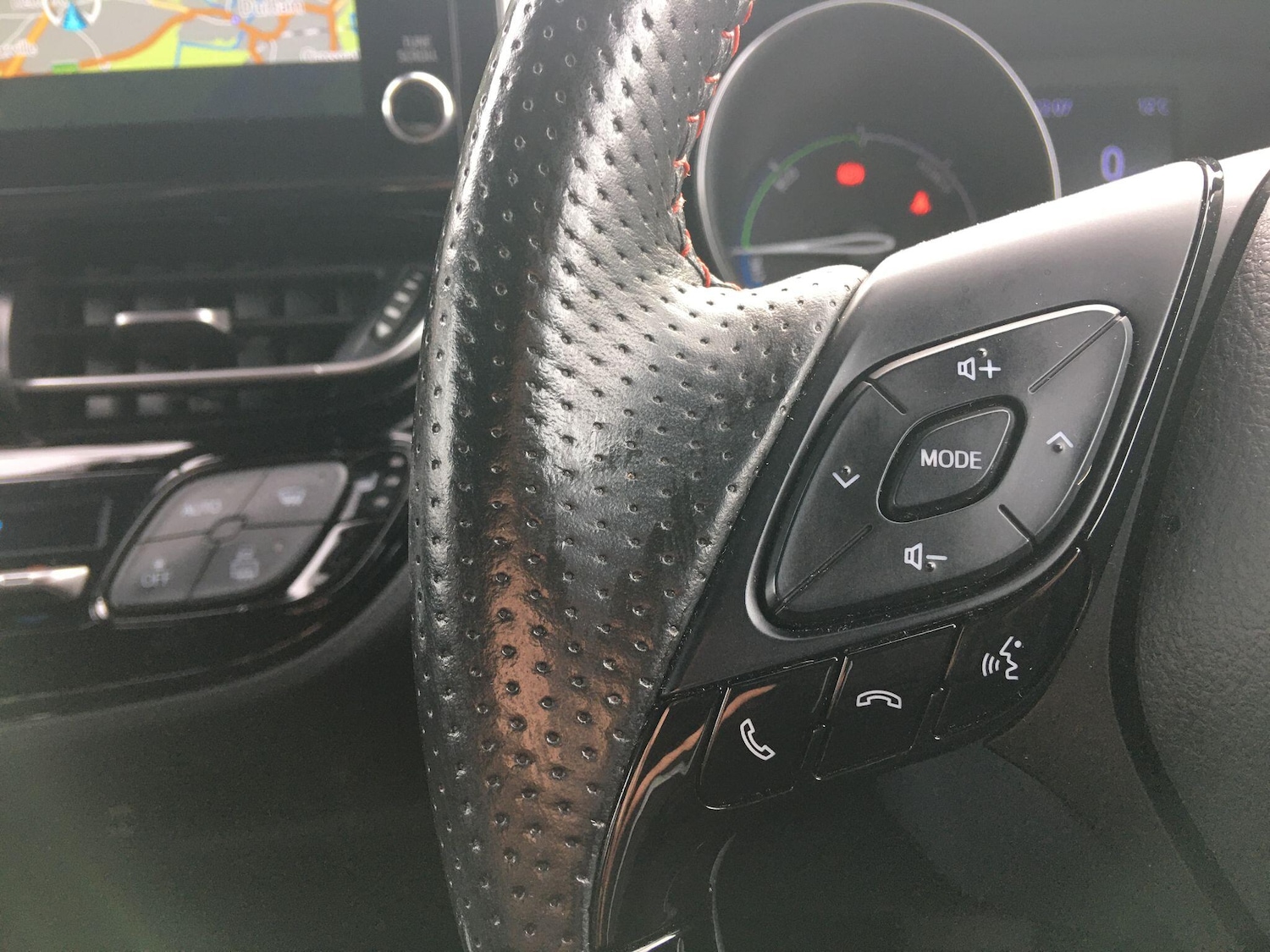 Used Toyota C-HR 2021 for sale - 76499098: Photo 38