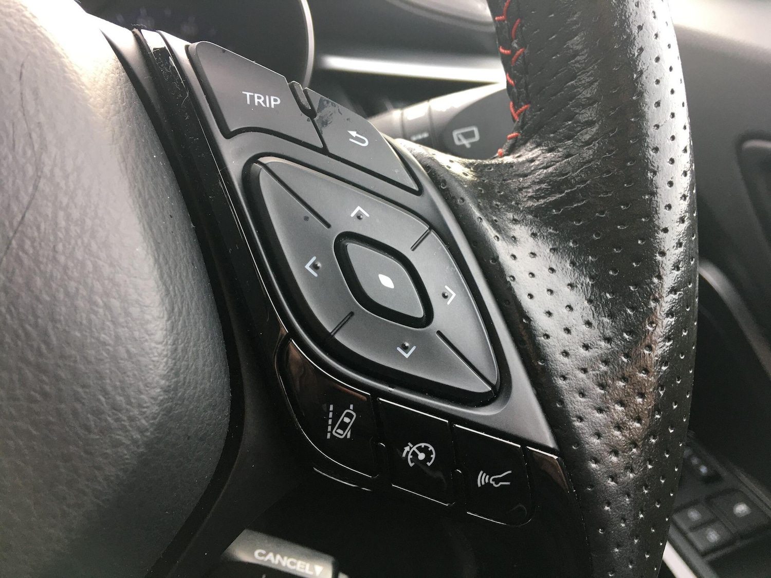 Used Toyota C-HR 2021 for sale - 76499098: Photo 39