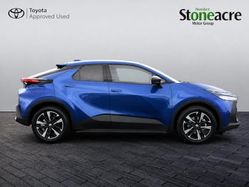 Used Toyota C-HR 2026 for sale - 79793519: Photo