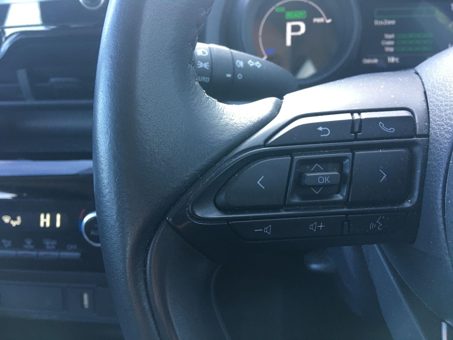 Used Toyota Yaris Cross for sale - 78204991: Photo 38