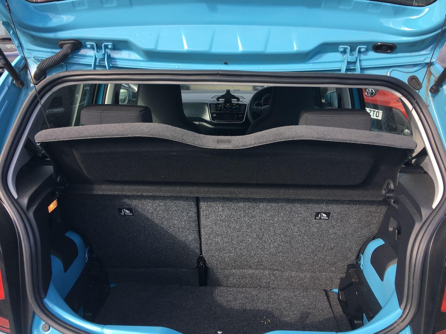 Used Volkswagen up! 2023 for sale - 78073049: Photo 10