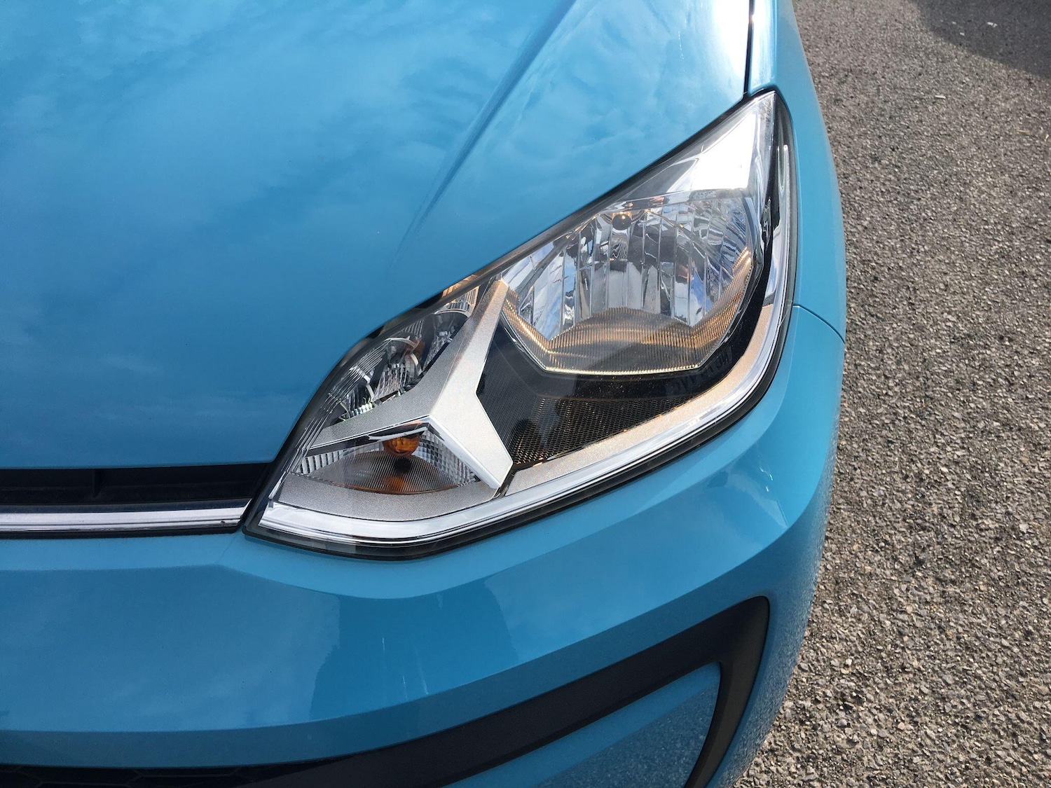 Used Volkswagen up! 2023 for sale - 78073049: Photo 18