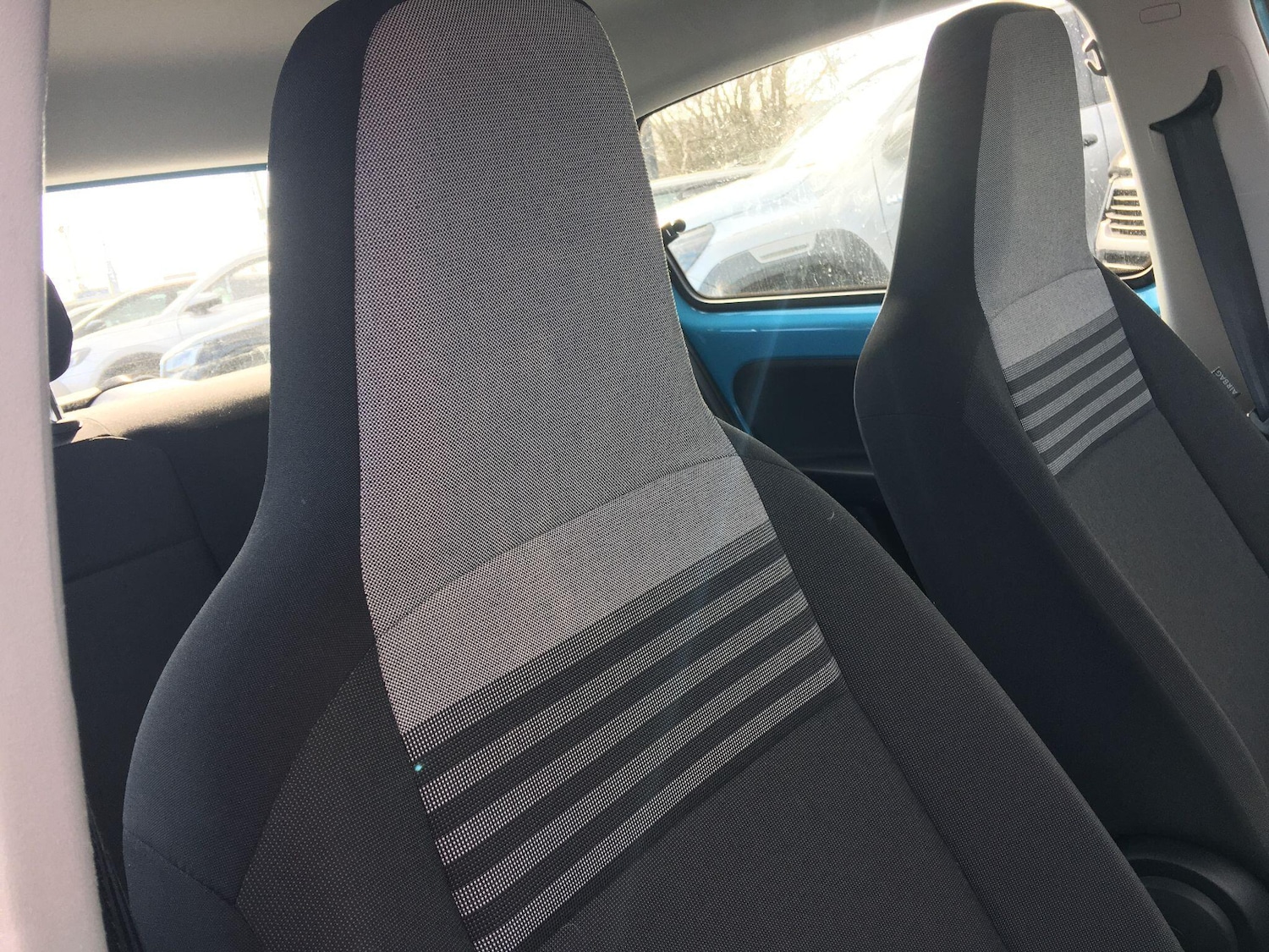 Used Volkswagen up! 2023 for sale - 78073049: Photo 23