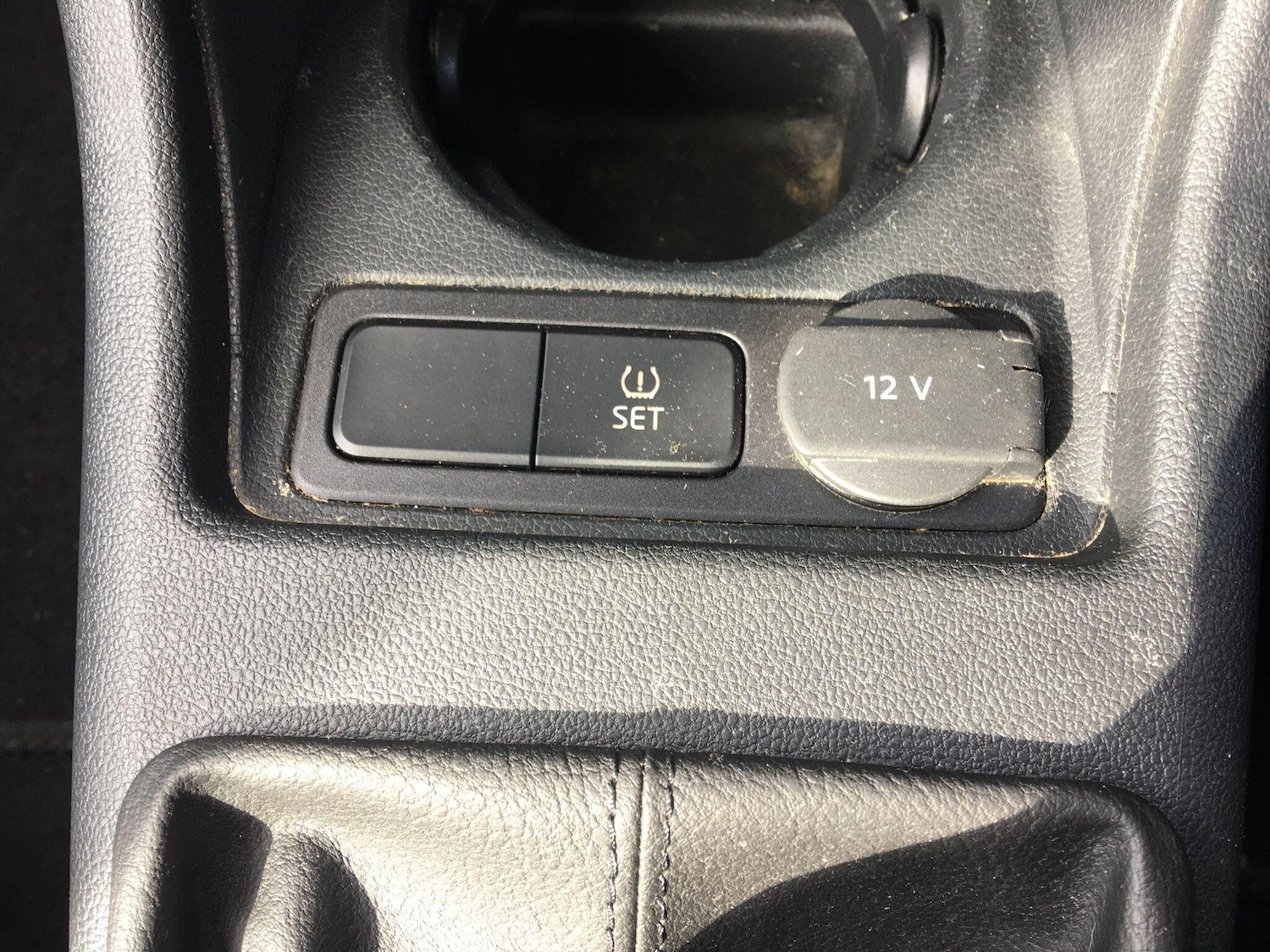 Used Volkswagen up! 2023 for sale - 78073049: Photo 24