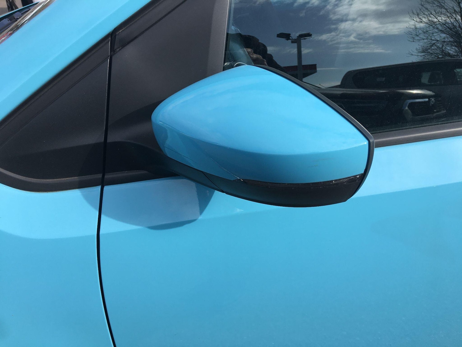 Used Volkswagen up! 2023 for sale - 78073049: Photo 8