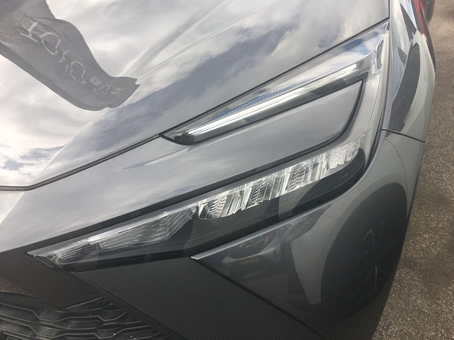 Used Toyota C-HR 2024 for sale - 76122040: Photo 34