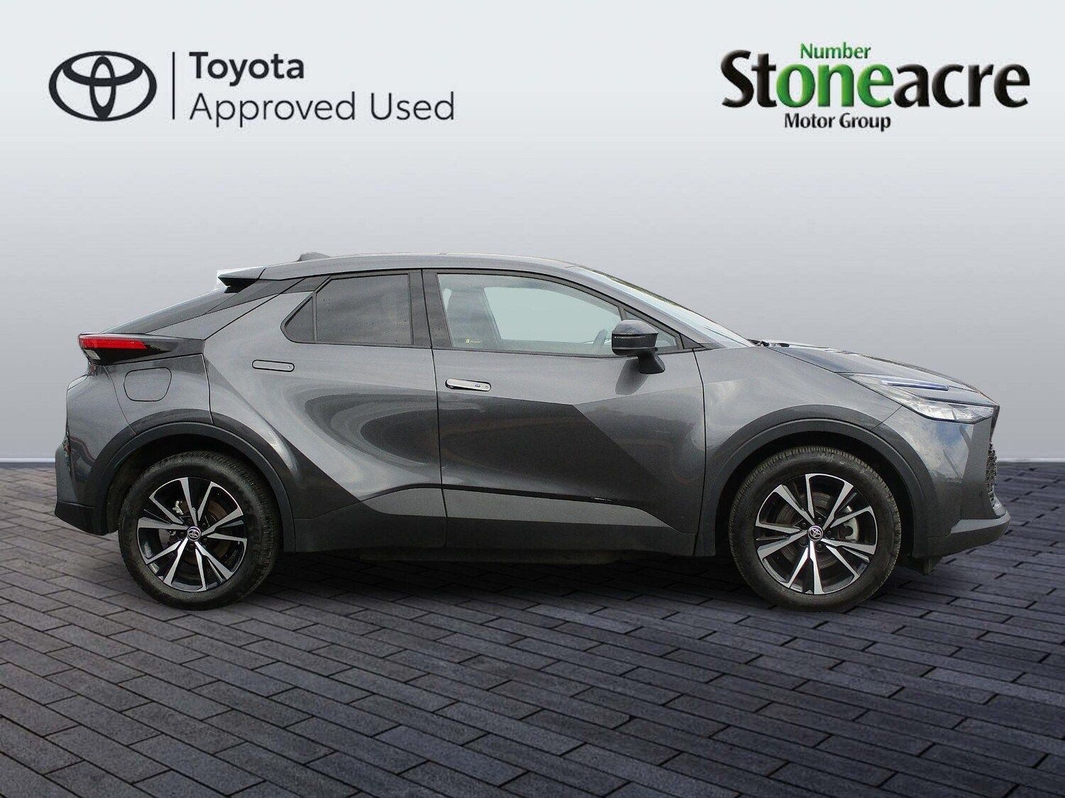 Used Toyota C-HR 2024 for sale - 76122040: Photo 4