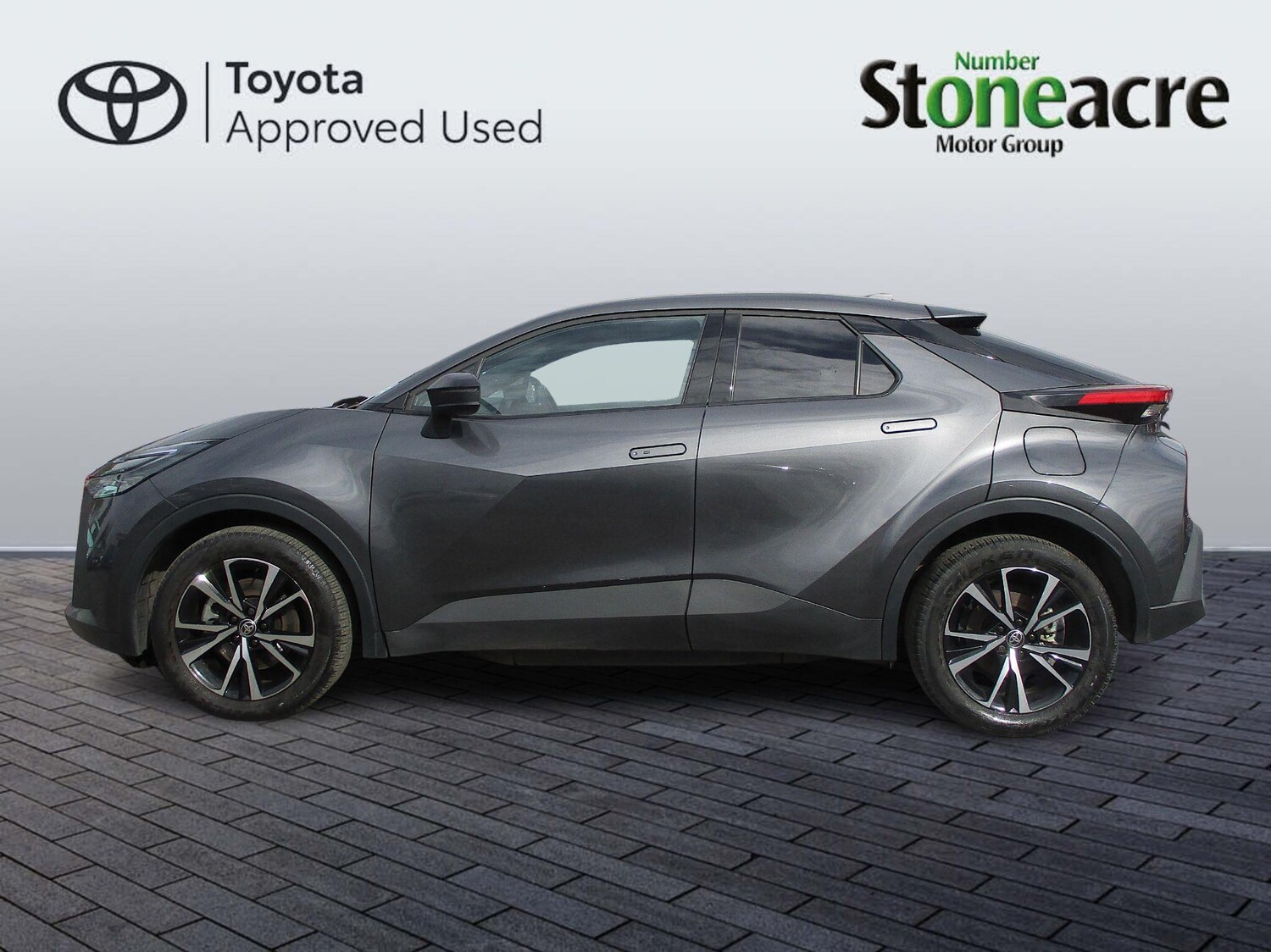 Used Toyota C-HR 2024 for sale - 76122040: Photo 8