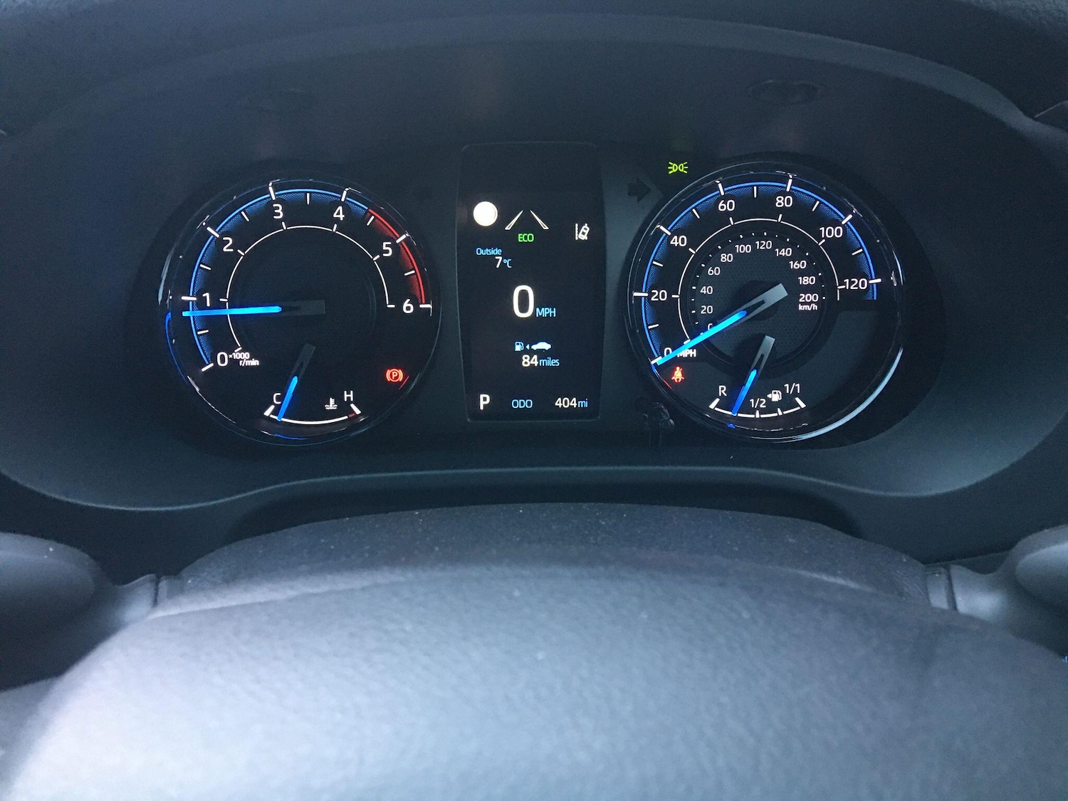 Used Toyota Hilux 2025 for sale - 76824035: Photo 18