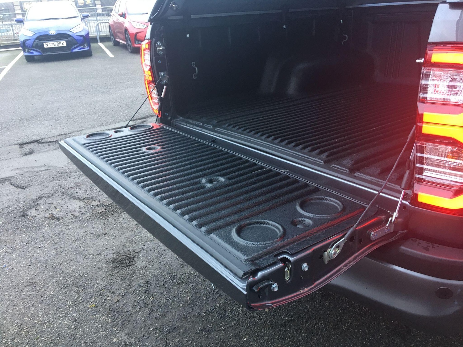 Used Toyota Hilux 2025 for sale - 76824035: Photo 26