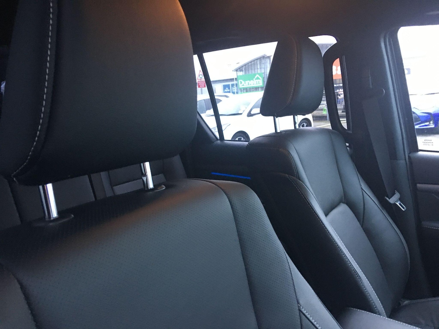 Used Toyota Hilux 2025 for sale - 76824035: Photo 61