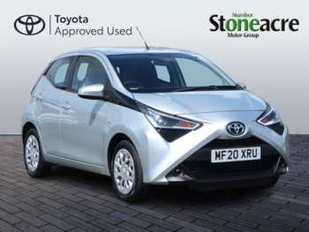 2020 (20) - 1.0 VVT-i x-play Hatchback 5dr Petrol Manual Euro 6 (71 ps)