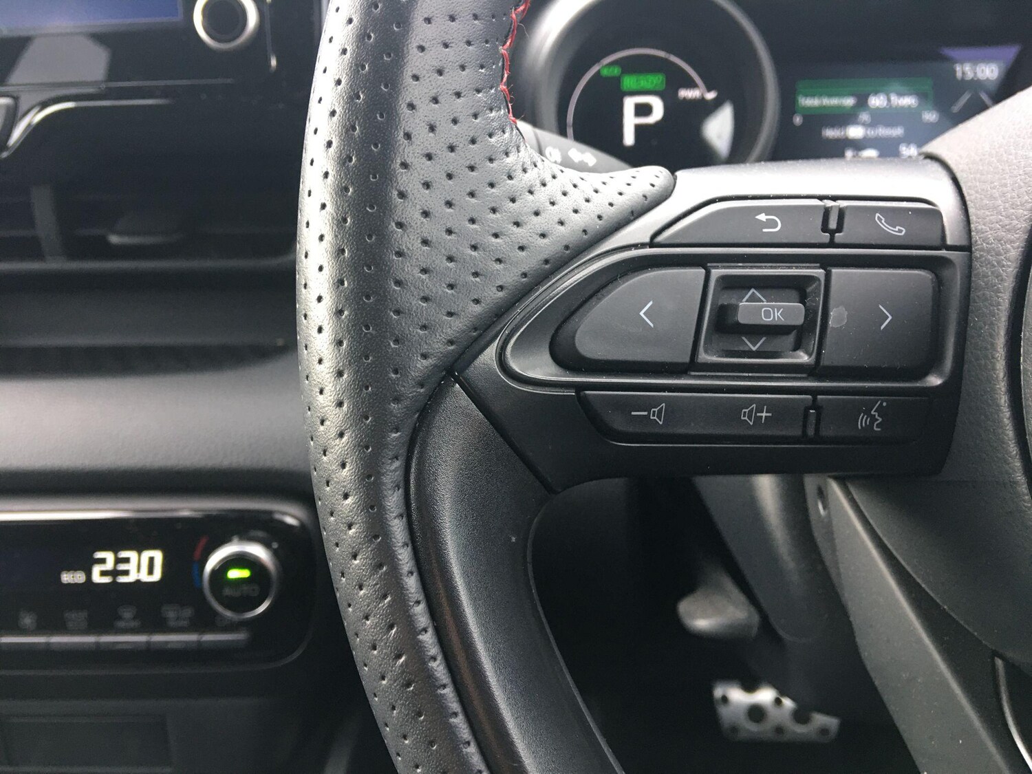 Used Toyota Yaris 2023 for sale - 77723475: Photo 25