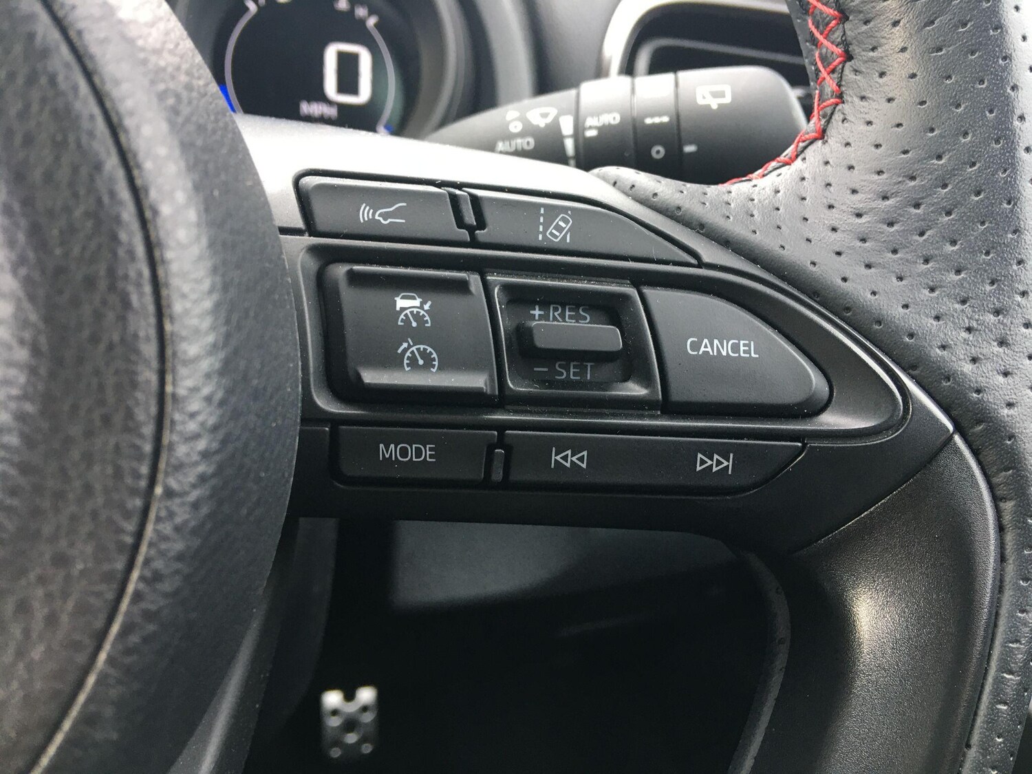 Used Toyota Yaris 2023 for sale - 77723475: Photo 26