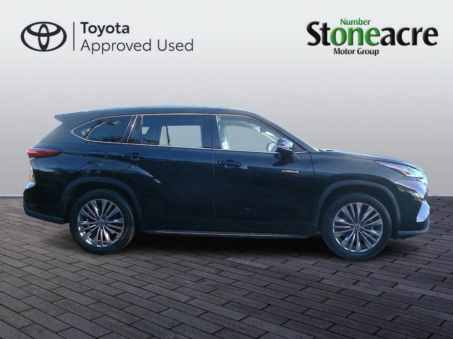 Used Toyota Highlander 2021 for sale - 76109739: Photo 4