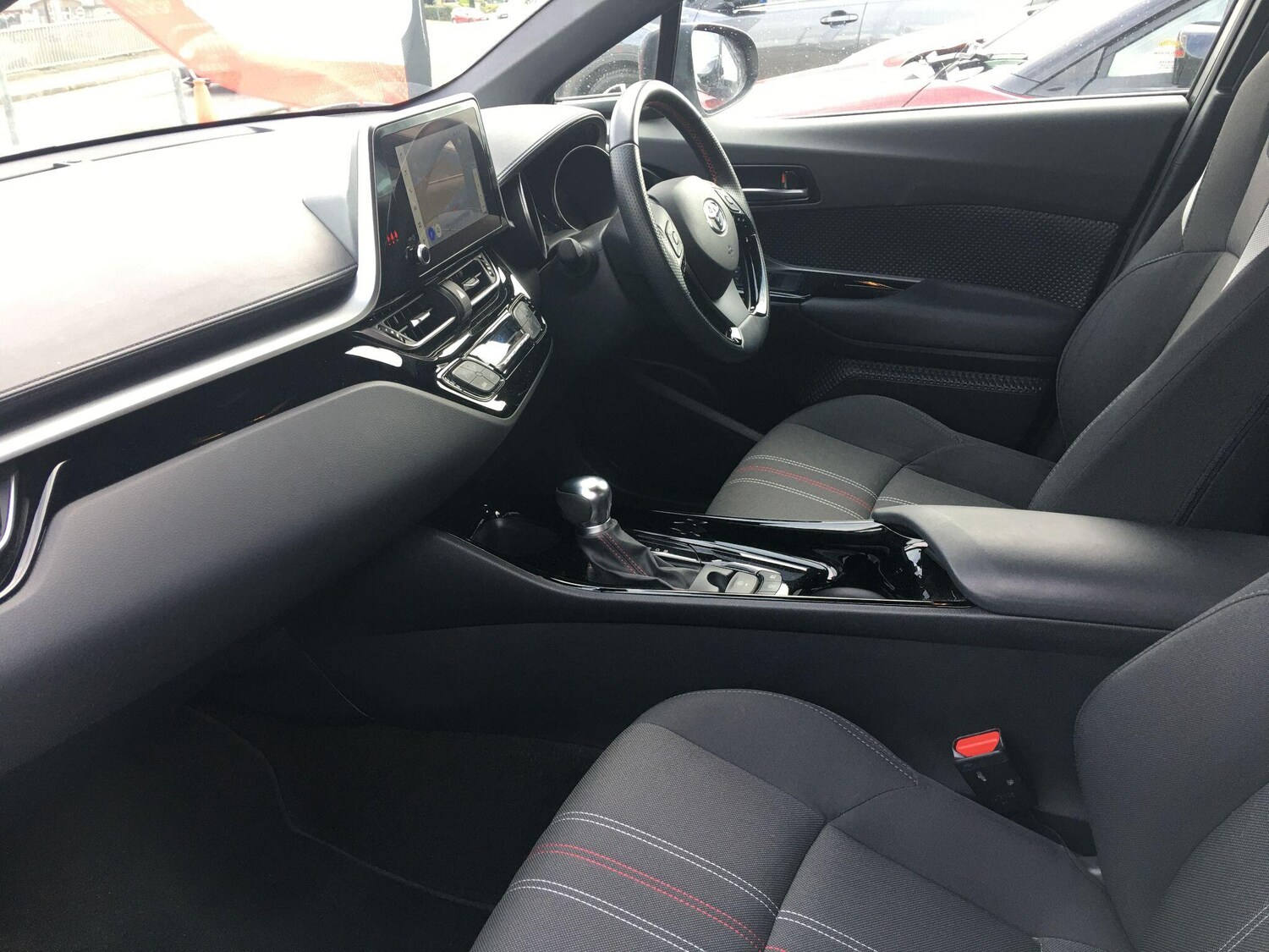 Used Toyota C-HR for sale - 77670646: Photo 15