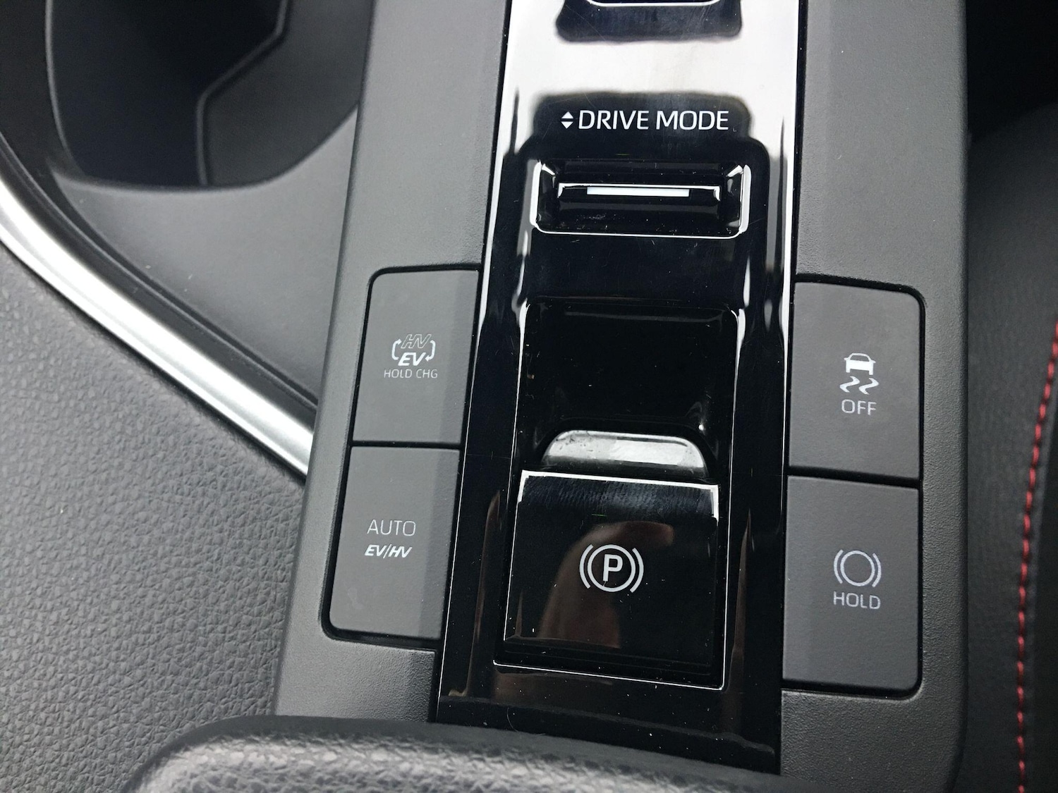 Used Toyota C-HR 2024 for sale - 77175043: Photo 56