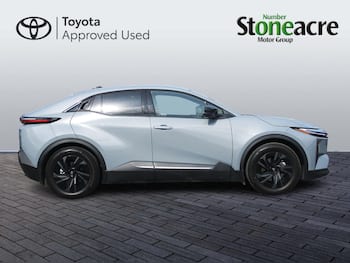 Used Toyota C-HR 2026 for sale - 79645654: Photo