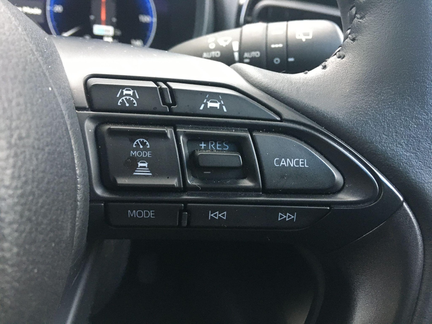 Used Toyota Yaris Cross for sale - 77191198: Photo 43