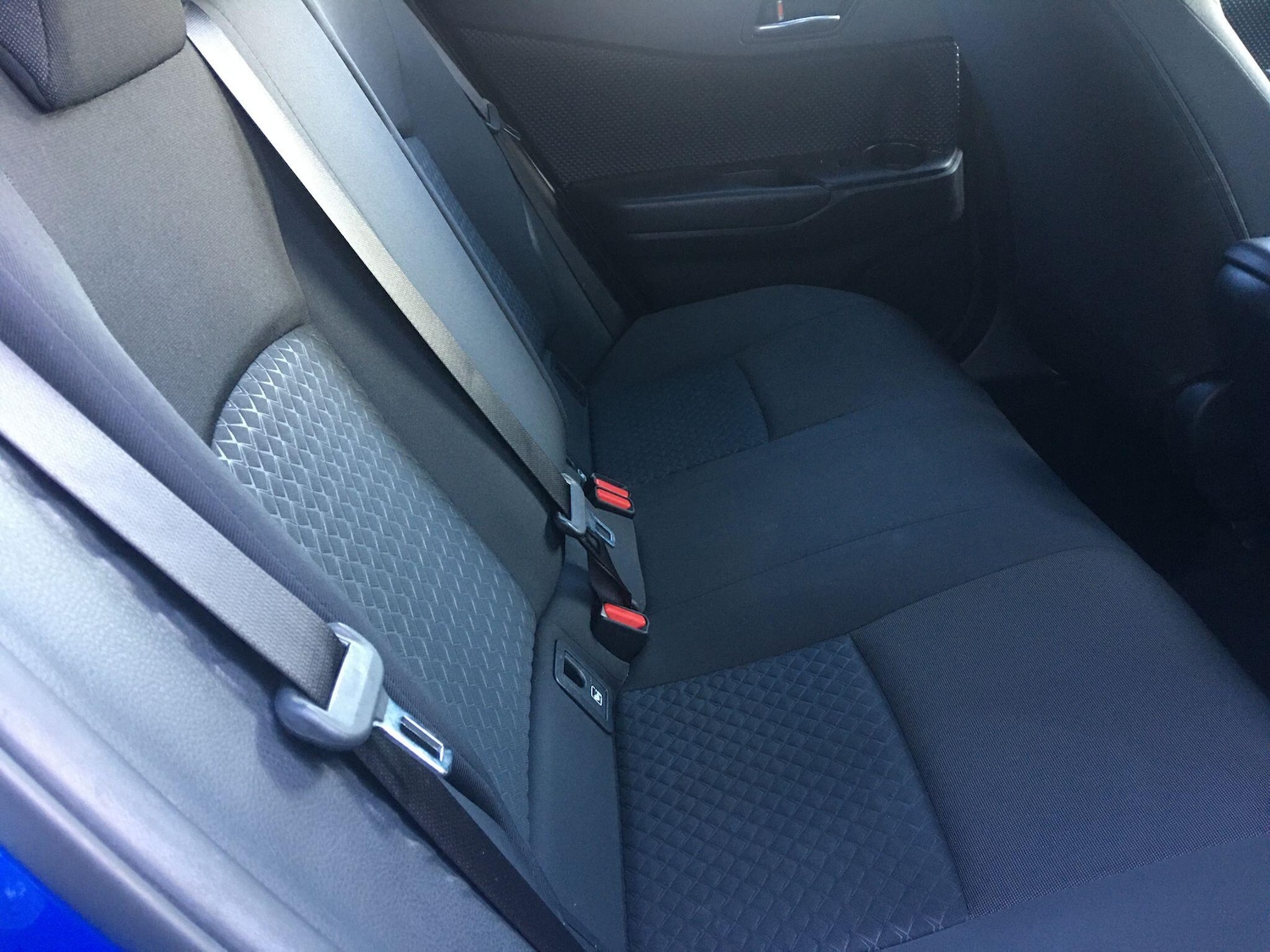 Used Toyota C-HR 2020 for sale - 76702360: Photo 20