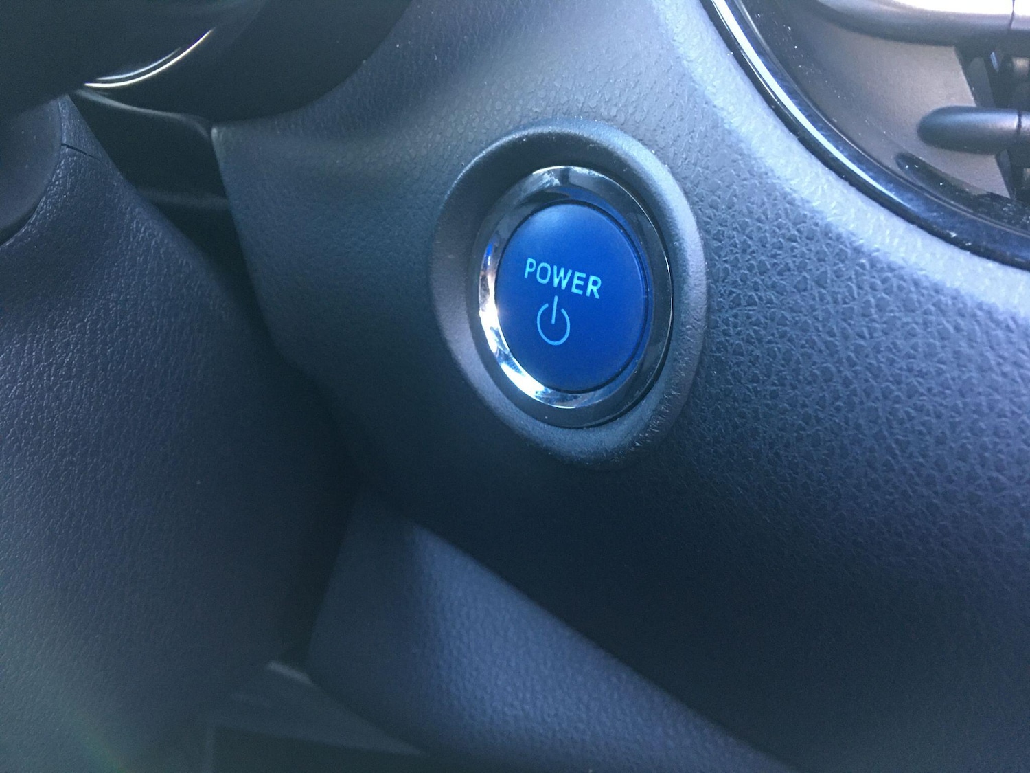 Used Toyota C-HR 2020 for sale - 76702360: Photo 43