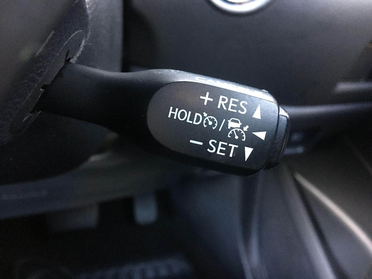 Used Toyota C-HR 2020 for sale - 76702360: Photo 50