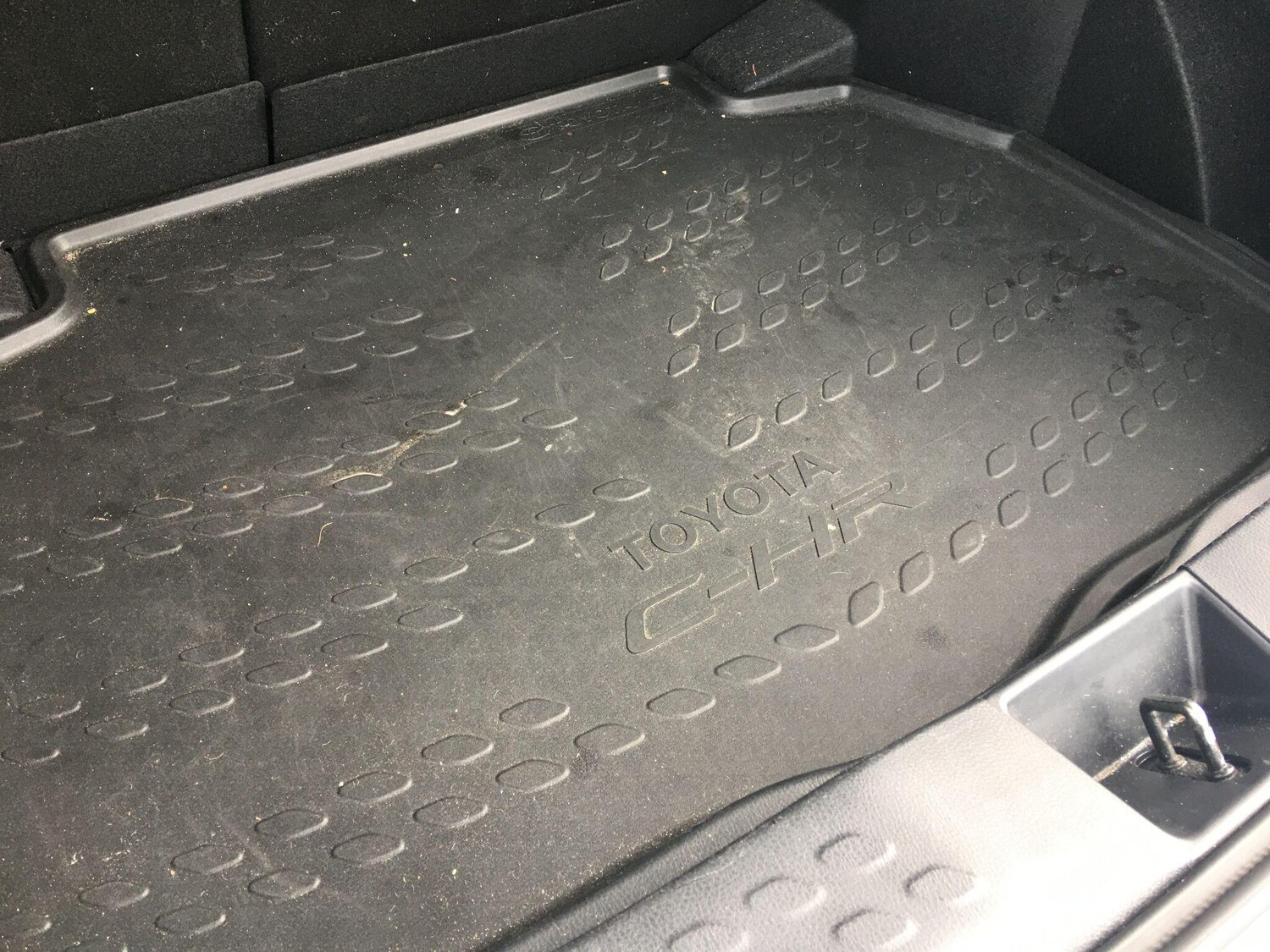 Used Toyota C-HR 2022 for sale - 77709895: Photo 40