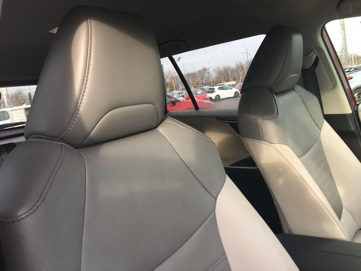 Used Toyota RAV4 2023 for sale - 76613108: Photo 46