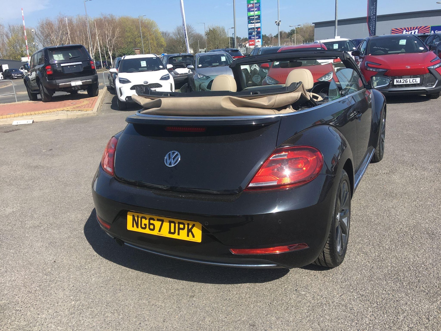 Used Volkswagen Beetle 2017 for sale - 78170362: Photo 24