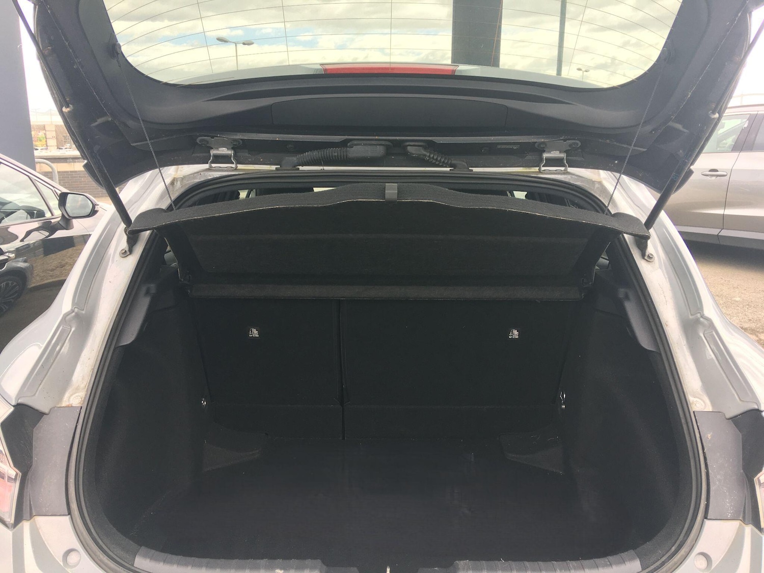 Used Toyota Corolla 2020 for sale - 78100325: Photo 12