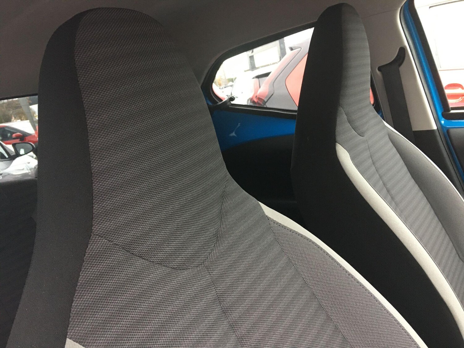 Used Toyota AYGO 2018 for sale - 76573024: Photo 32