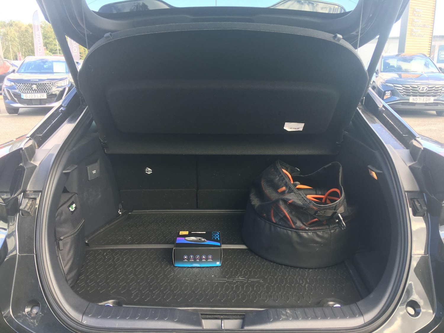 Used Toyota C-HR 2024 for sale - 77202422: Photo 13