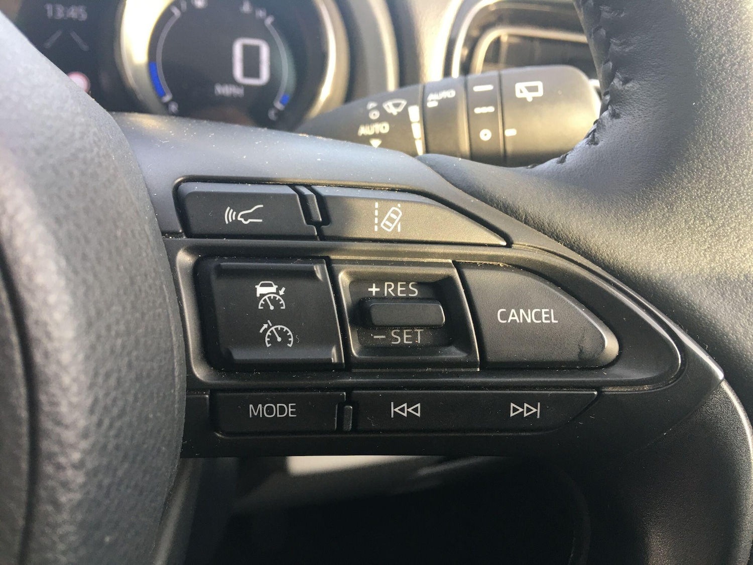 Used Toyota Yaris 2023 for sale - 77496057: Photo 47